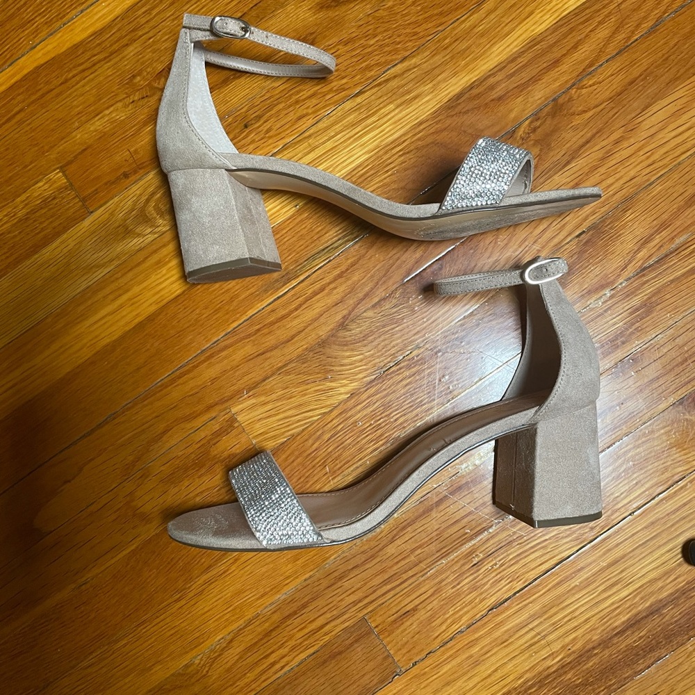 I. Miller Shoes Womens Emely Buckle Open Toe Block Heel Pumps (Tan)